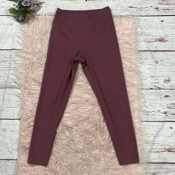 Girlfriend Collective Goji Ribbed High Rise Compression Leggings - Picture 2 of 8